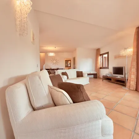 Holiday home Smeralda