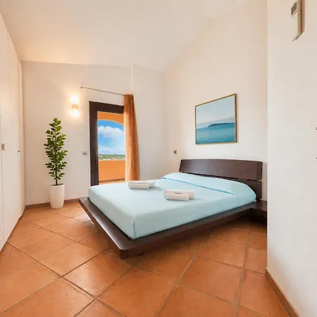 Marina Three-bedroom House With Pool בית נופש *