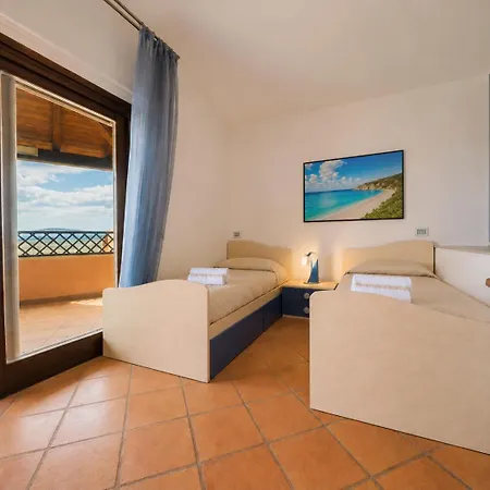 Marina Three-bedroom House With Pool Nyaraló Porto Cervo