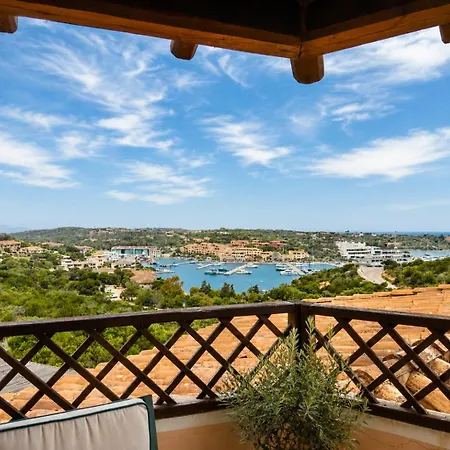 Σπίτι διακοπών Marina Three-bedroom House With Pool *