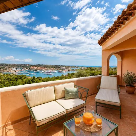 Marina Three-bedroom House With Pool בית נופש *