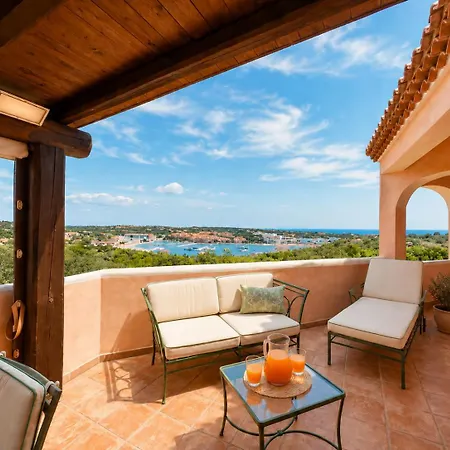 Marina Three-bedroom House With Pool פורטו צ'רבו
